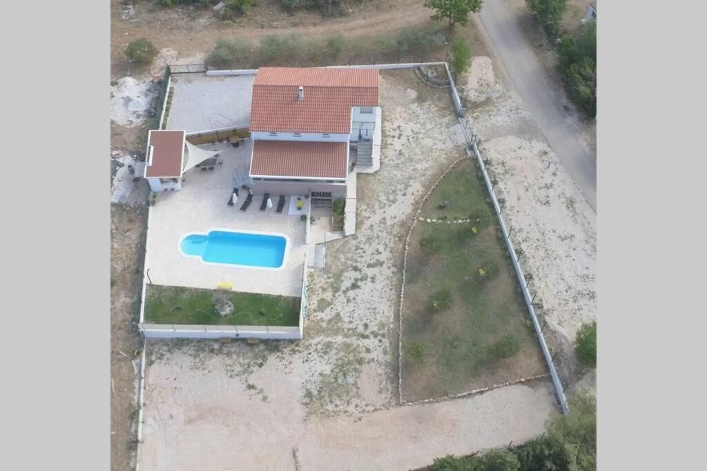Villa Kuca Za Odmor M&J Benkovac Exterior foto